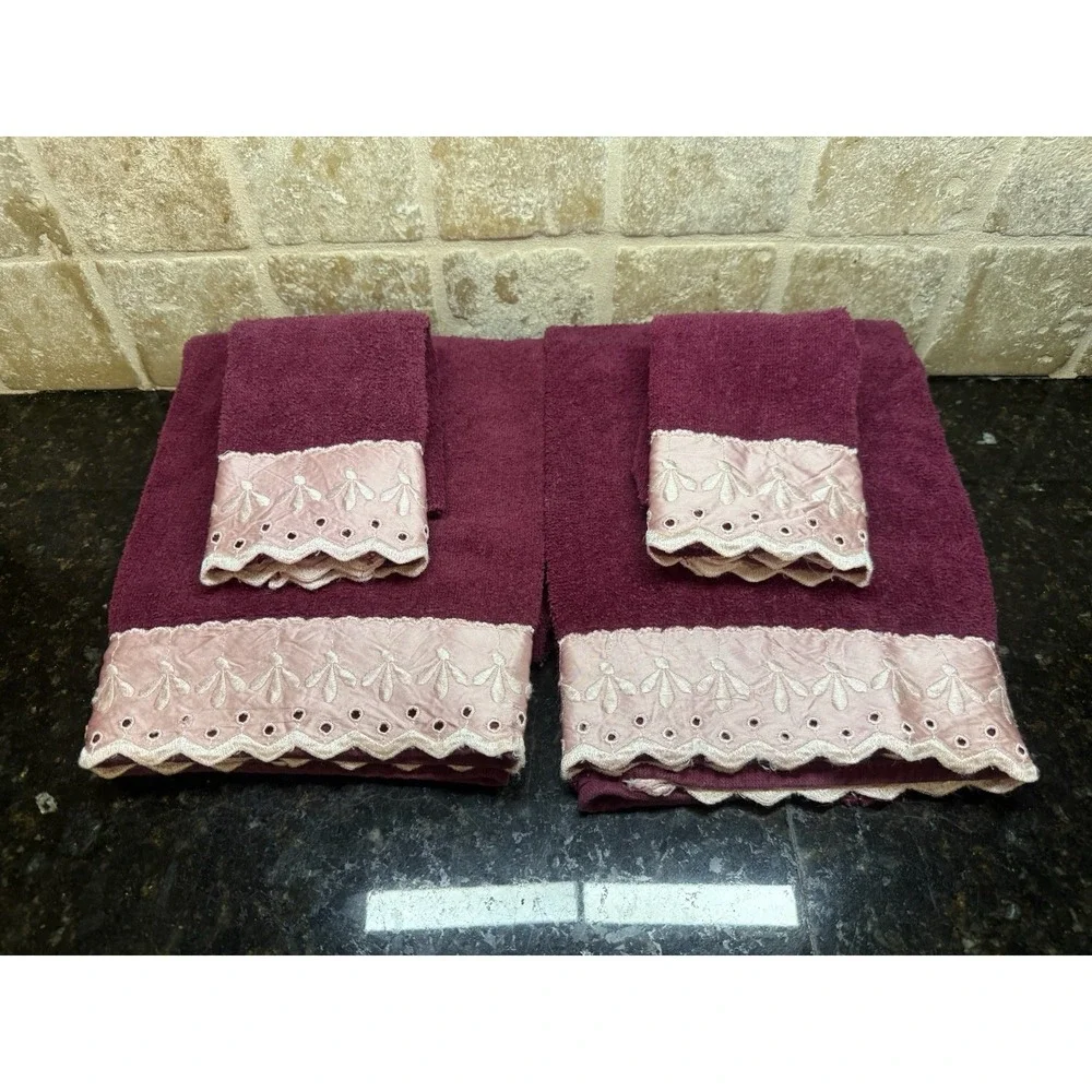 Vintage Cannon Towels Set Burgundy Pink Maroon‎ Satin Lace Trim Bathroom Linens